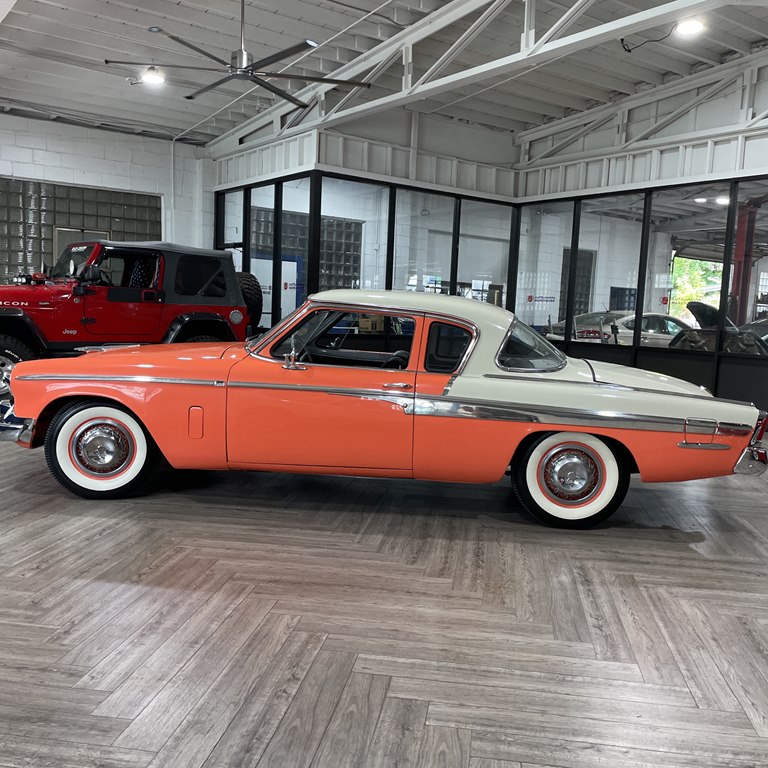 Photo 2 of this STUDEBAKER COMMANDER