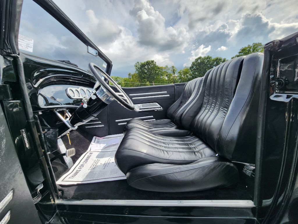 Photo 20 of this CHEVY PHETON