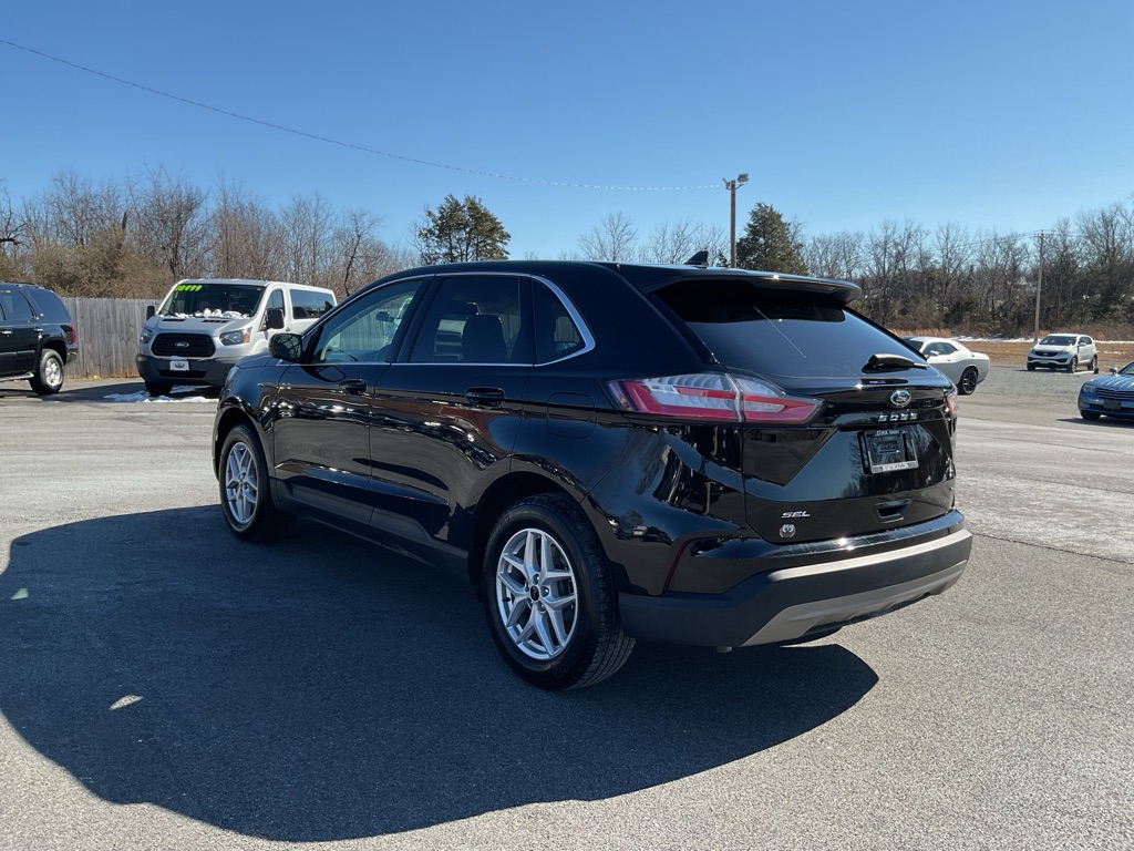 Photo 4 of this FORD EDGE