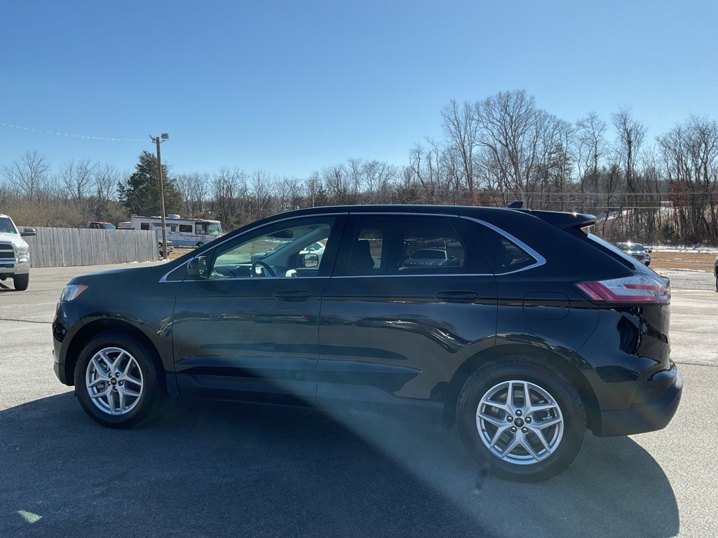 Photo 3 of this FORD EDGE
