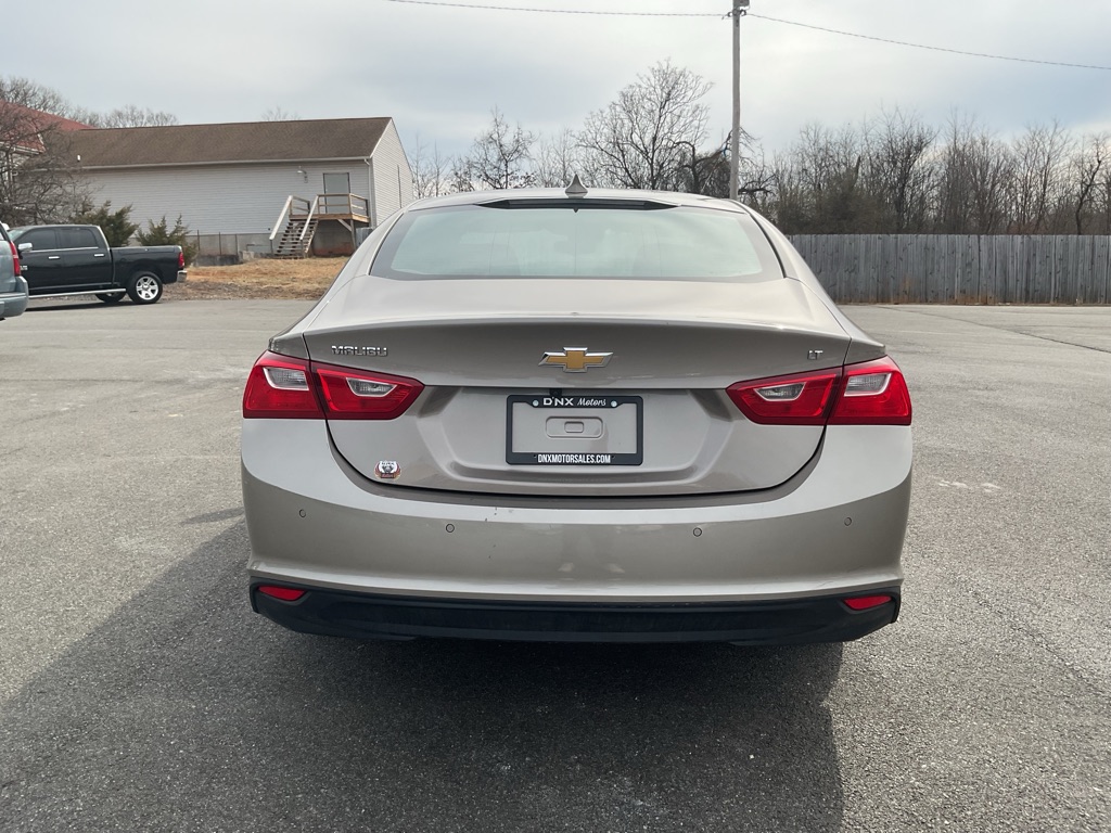 Photo 6 of this CHEVROLET MALIBU
