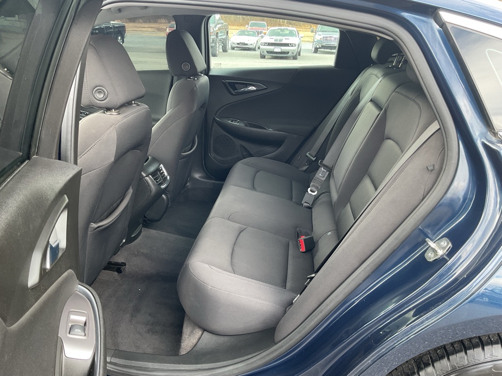 Photo 46 of this CHEVROLET MALIBU