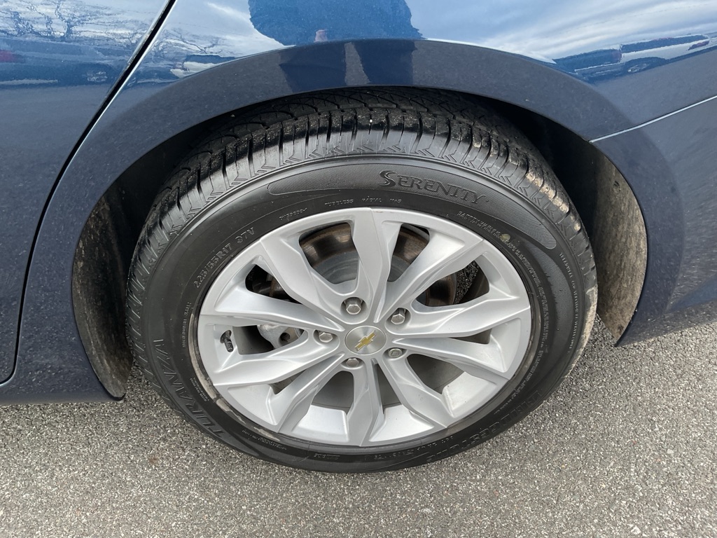 Photo 20 of this CHEVROLET MALIBU