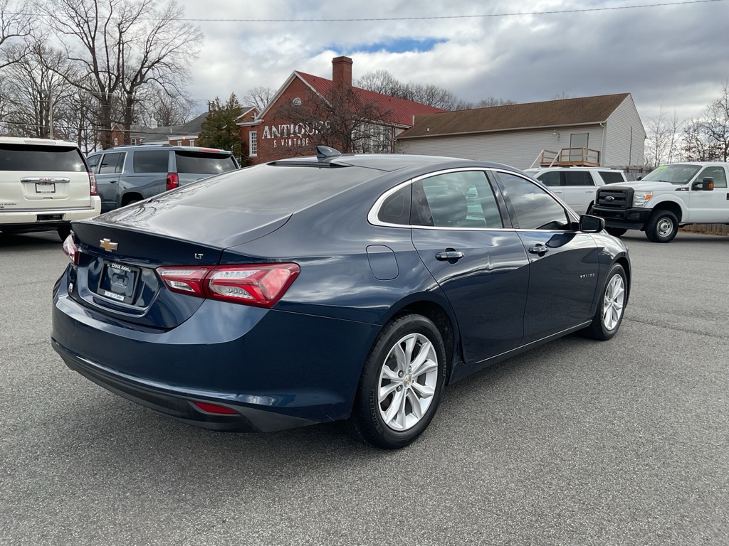 Photo 10 of this CHEVROLET MALIBU
