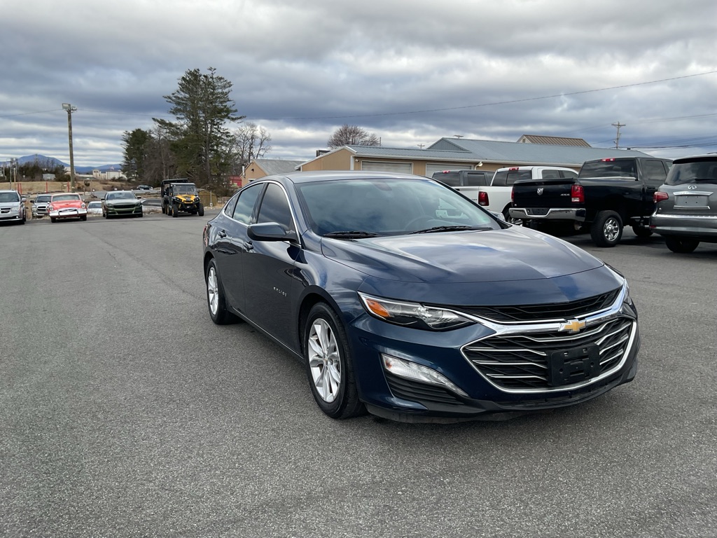 Photo 14 of this CHEVROLET MALIBU
