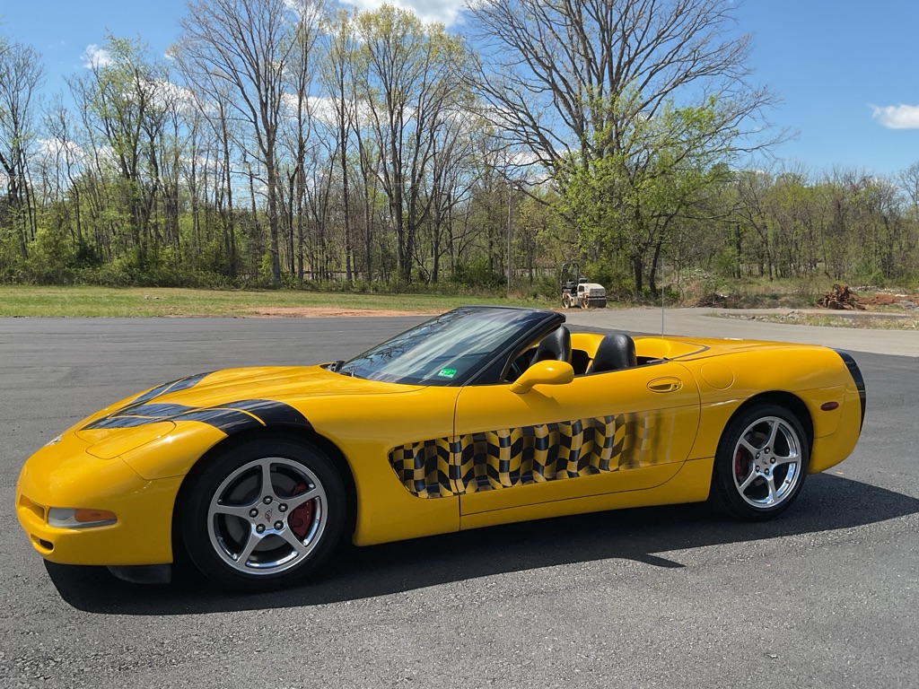Photo 16 of this CHEVROLET CORVETTE