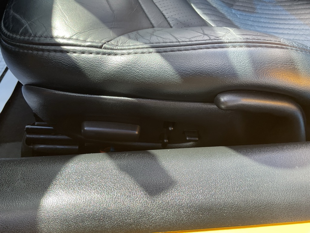 Photo 30 of this CHEVROLET CORVETTE