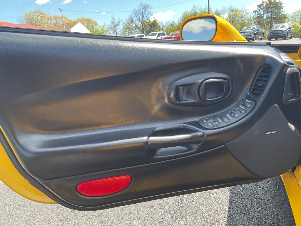 Photo 26 of this CHEVROLET CORVETTE