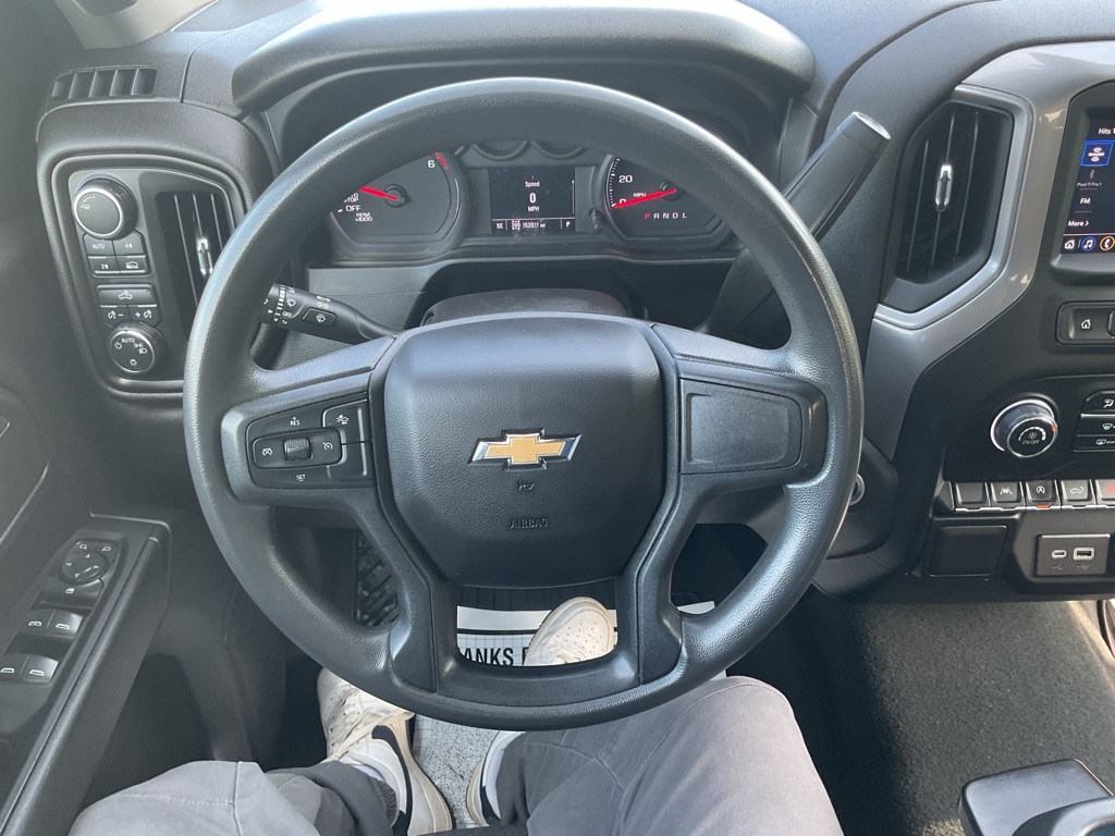 Photo 31 of this CHEVROLET SILVERADO 1500