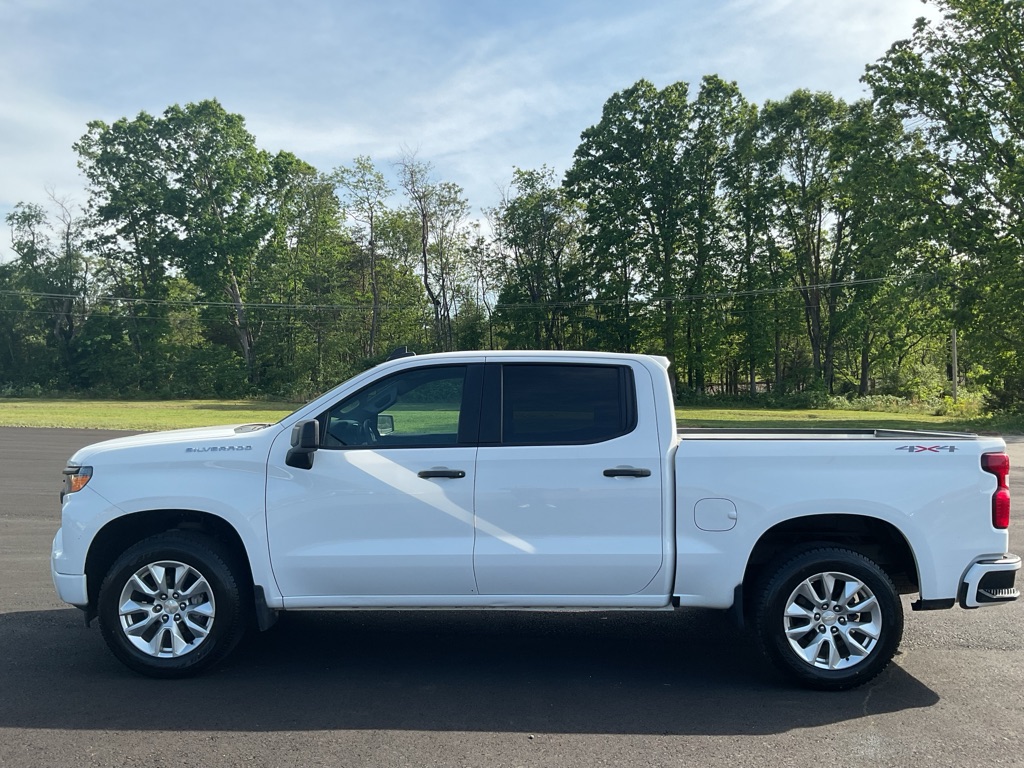 Photo 3 of this CHEVROLET SILVERADO 1500