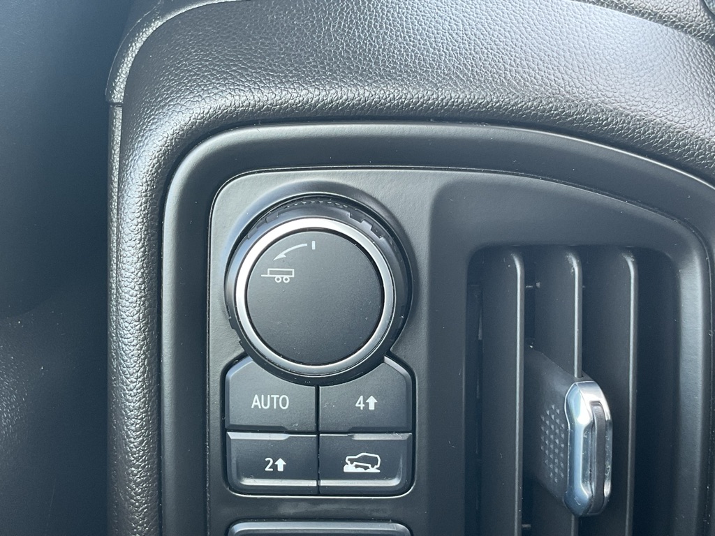 Photo 27 of this CHEVROLET SILVERADO 1500