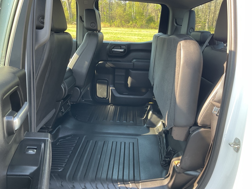 Photo 40 of this CHEVROLET SILVERADO 1500