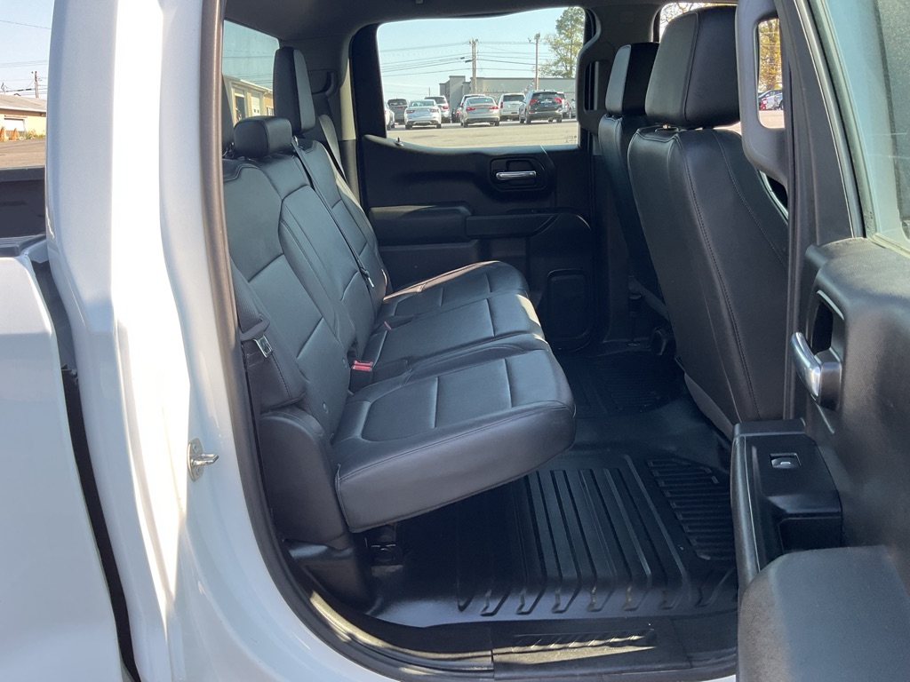 Photo 43 of this CHEVROLET SILVERADO 1500