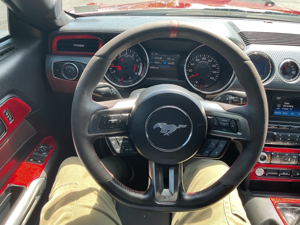 Photo 29 of this FORD MUSTANG