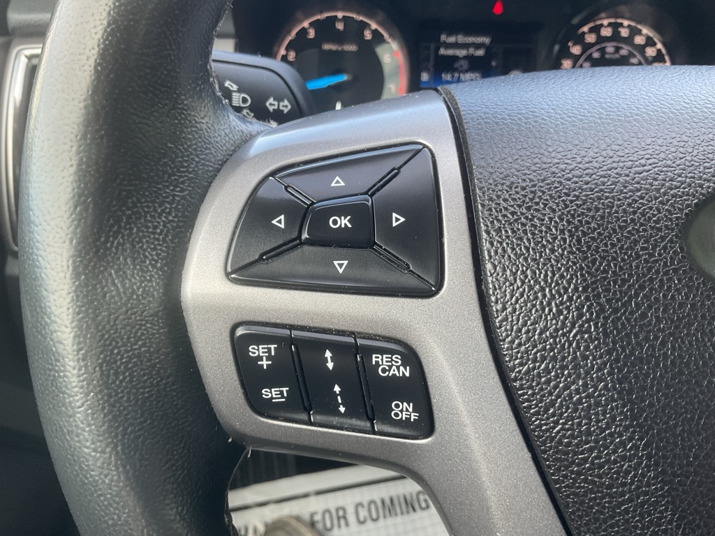 Photo 28 of this FORD RANGER