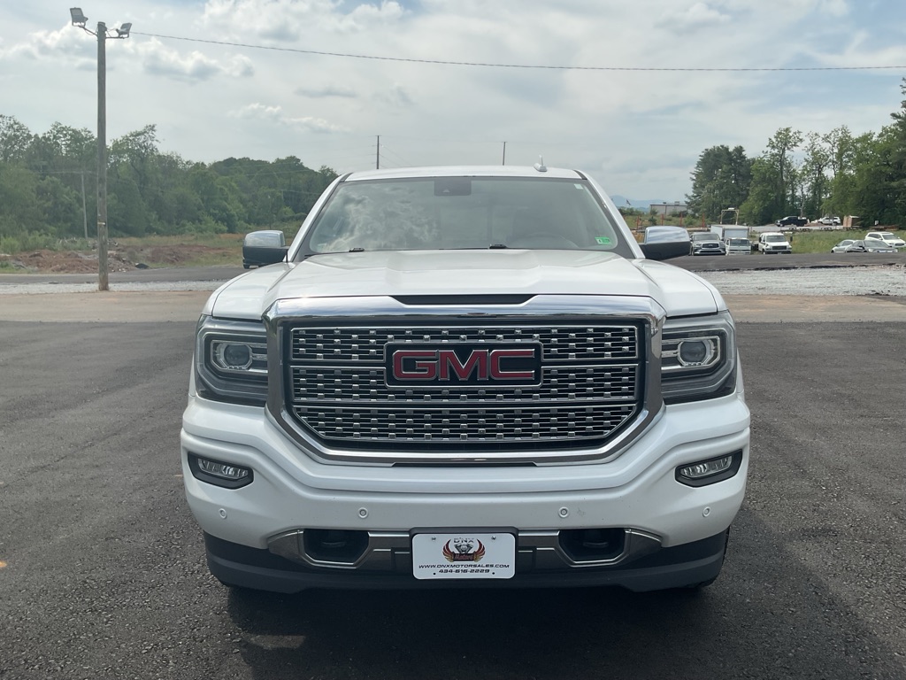 Photo 14 of this GMC SIERRA