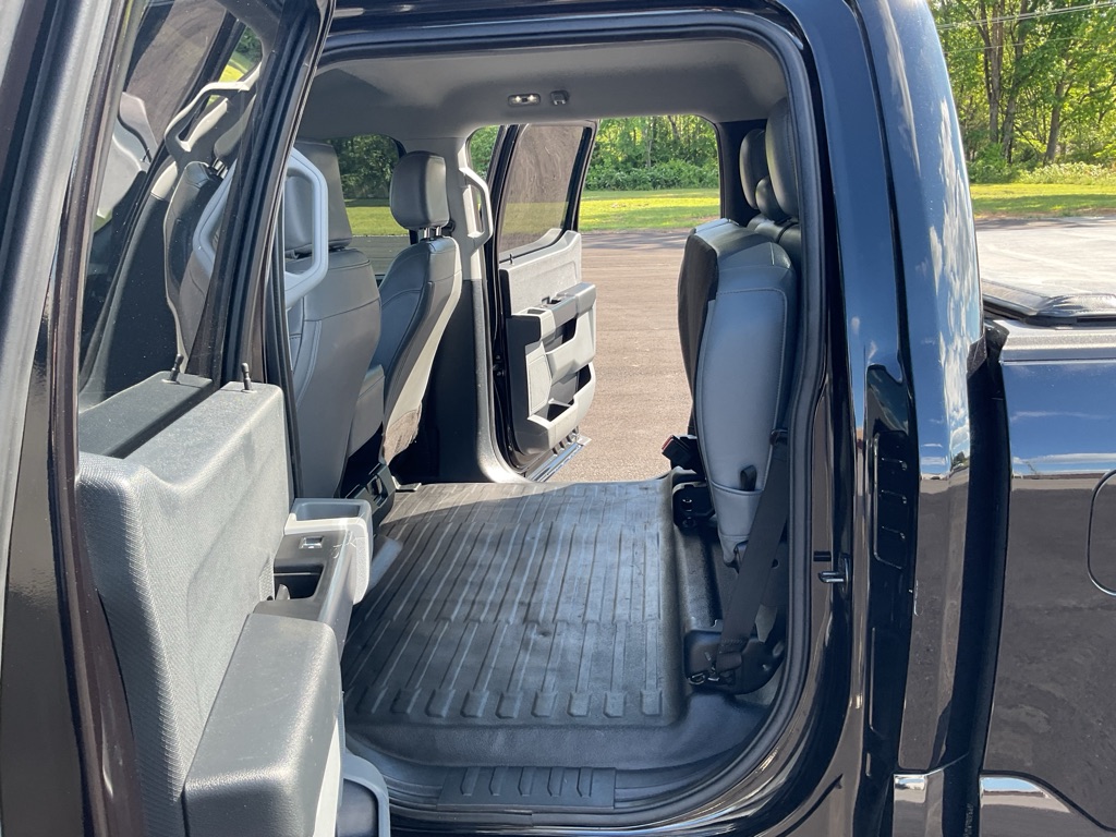 Photo 43 of this FORD F150