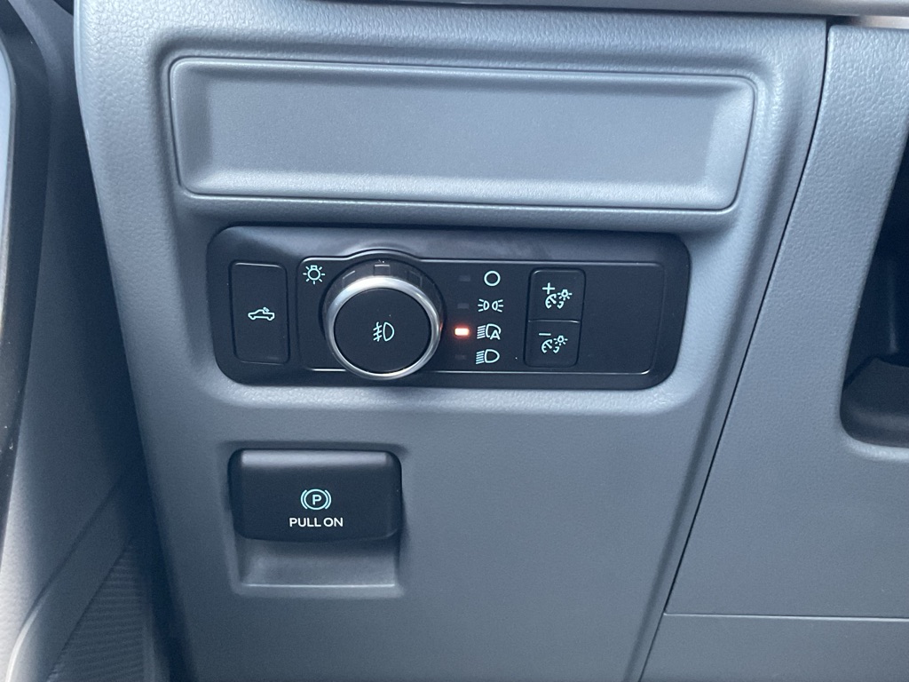 Photo 27 of this FORD F150