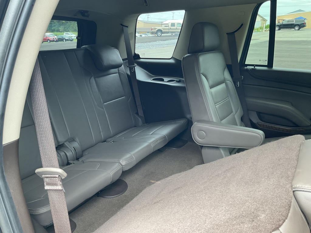 Photo 57 of this GMC YUKON