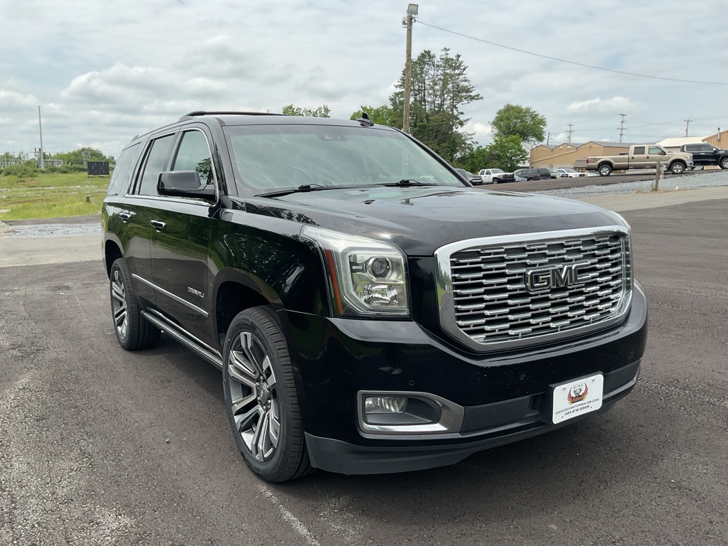 Photo 15 of this GMC YUKON