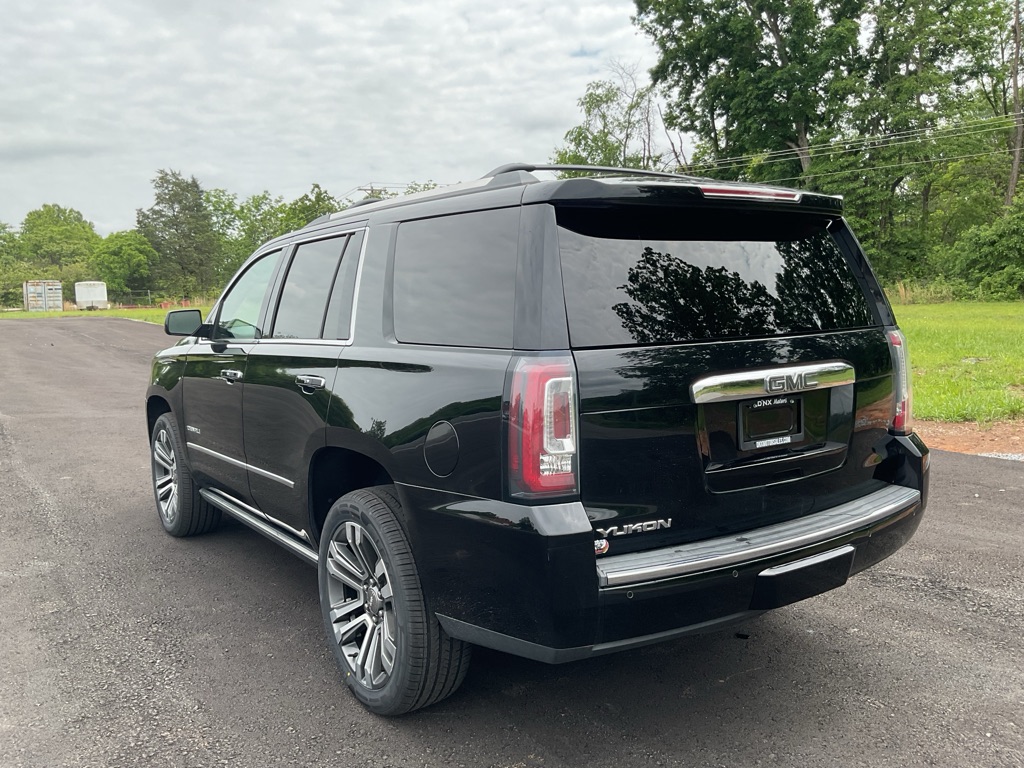 Photo 5 of this GMC YUKON