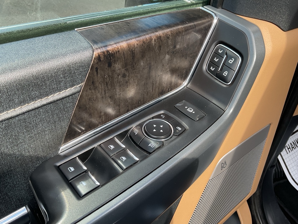 Photo 22 of this FORD F150