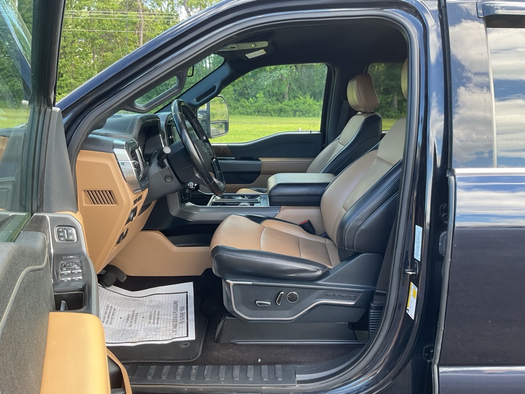 Photo 24 of this FORD F150