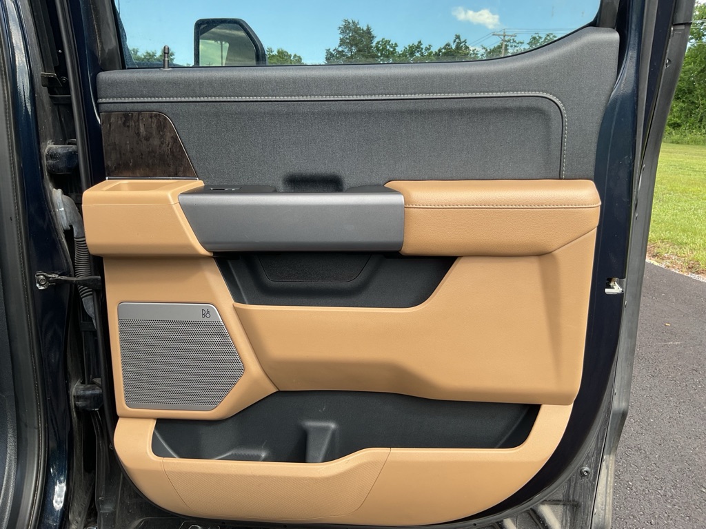 Photo 48 of this FORD F150