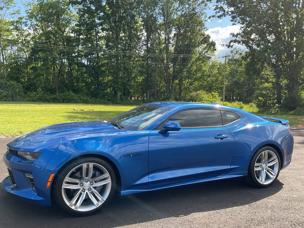 Photo 2 of this CHEVROLET CAMARO