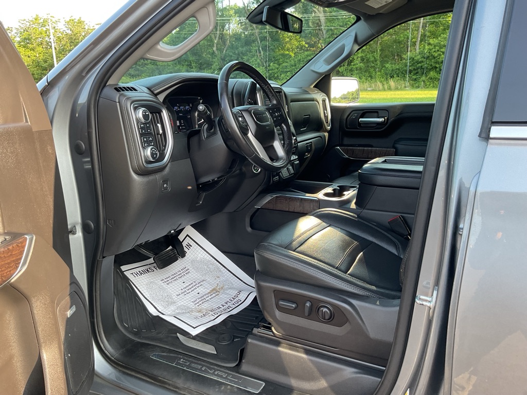 Photo 28 of this GMC SIERRA LIMITED