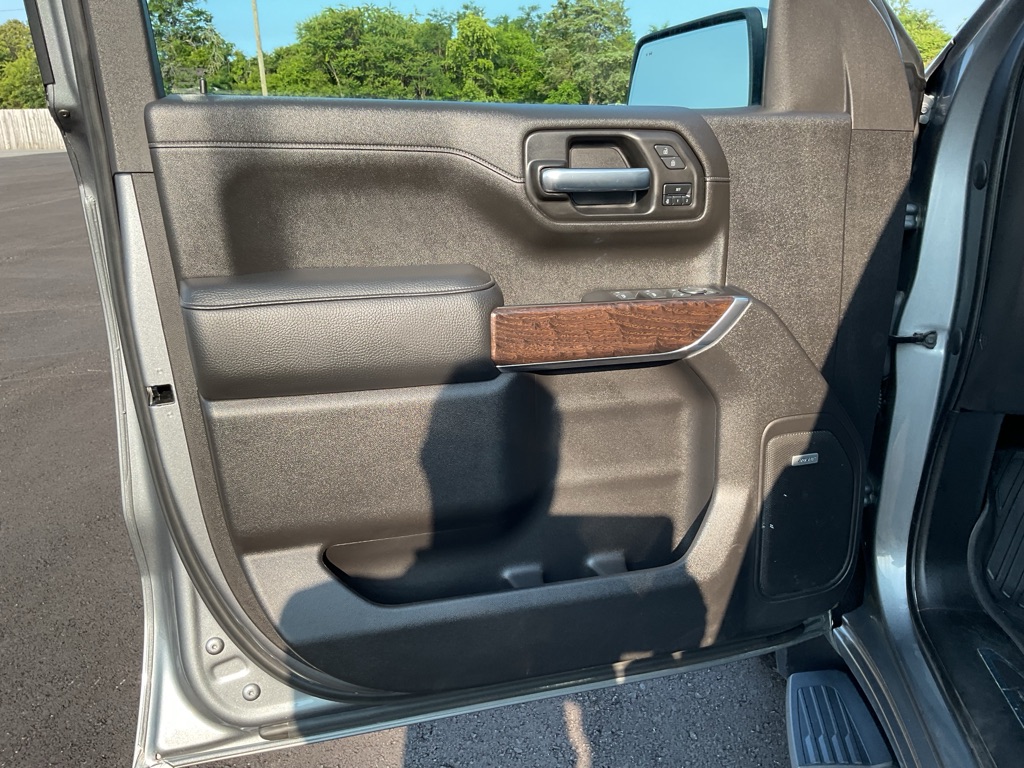 Photo 23 of this GMC SIERRA LIMITED