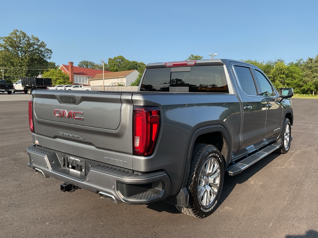 Photo 10 of this GMC SIERRA LIMITED