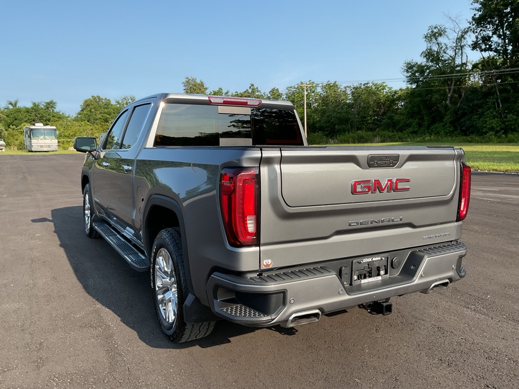 Photo 5 of this GMC SIERRA LIMITED