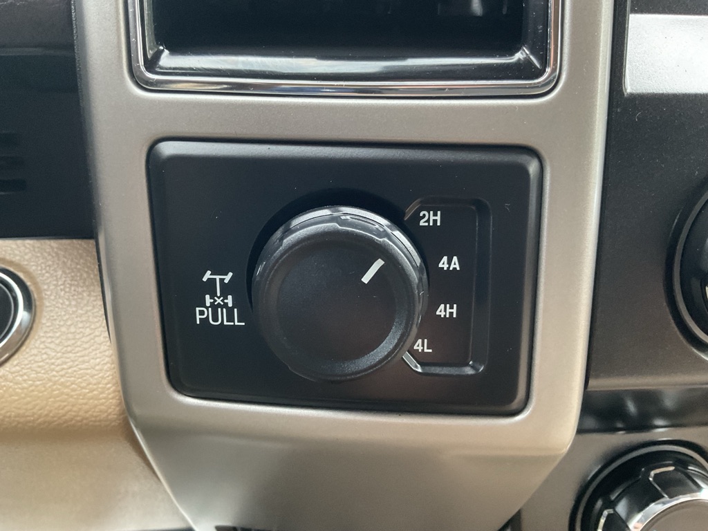 Photo 40 of this FORD F150