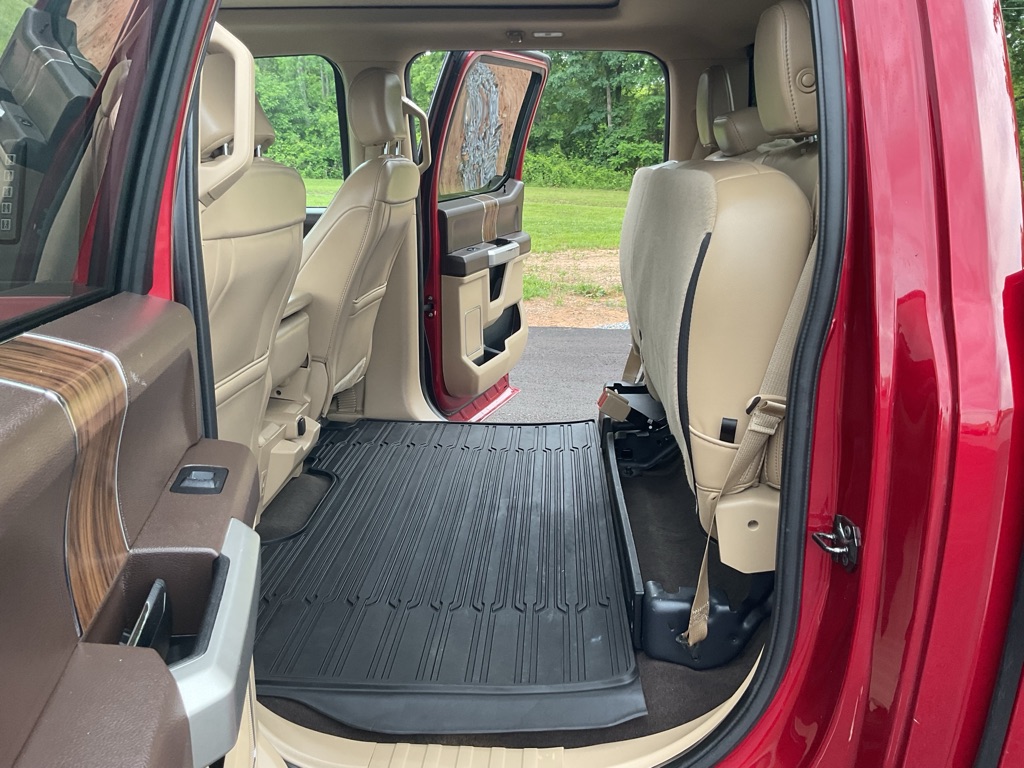 Photo 49 of this FORD F150