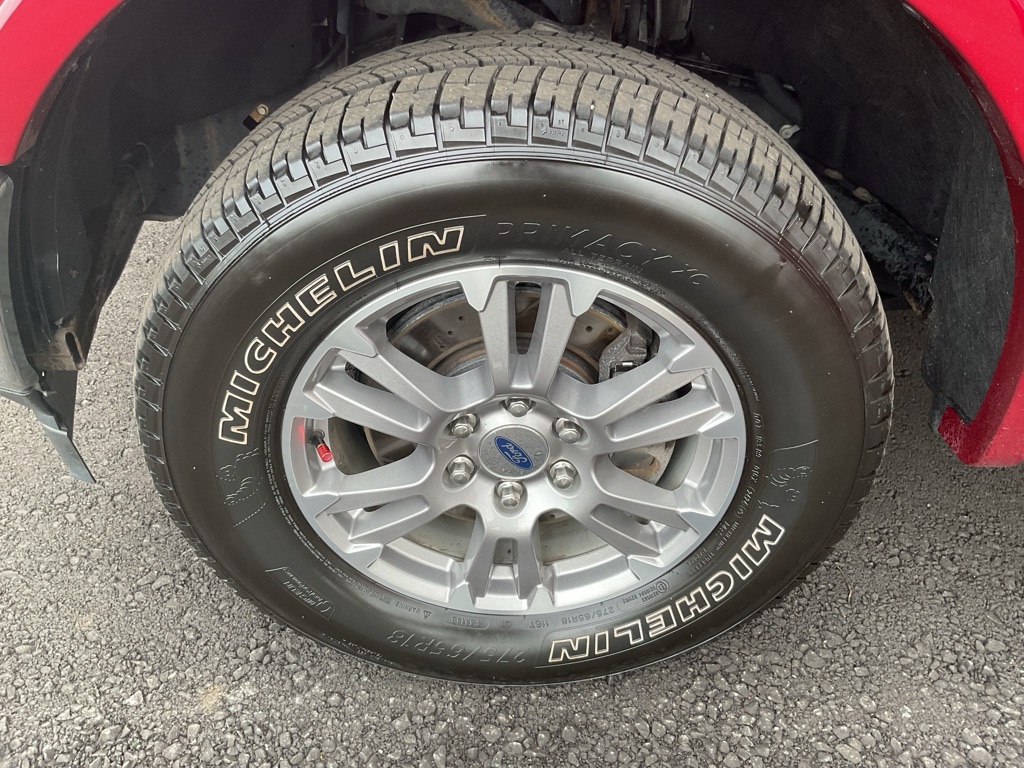 Photo 18 of this FORD F150