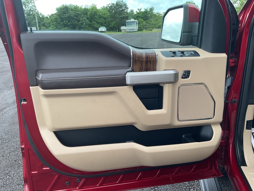 Photo 22 of this FORD F150