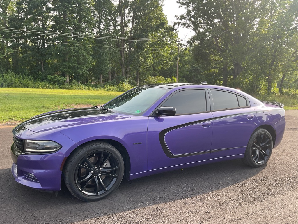 Photo 2 of this DODGE CHARGER