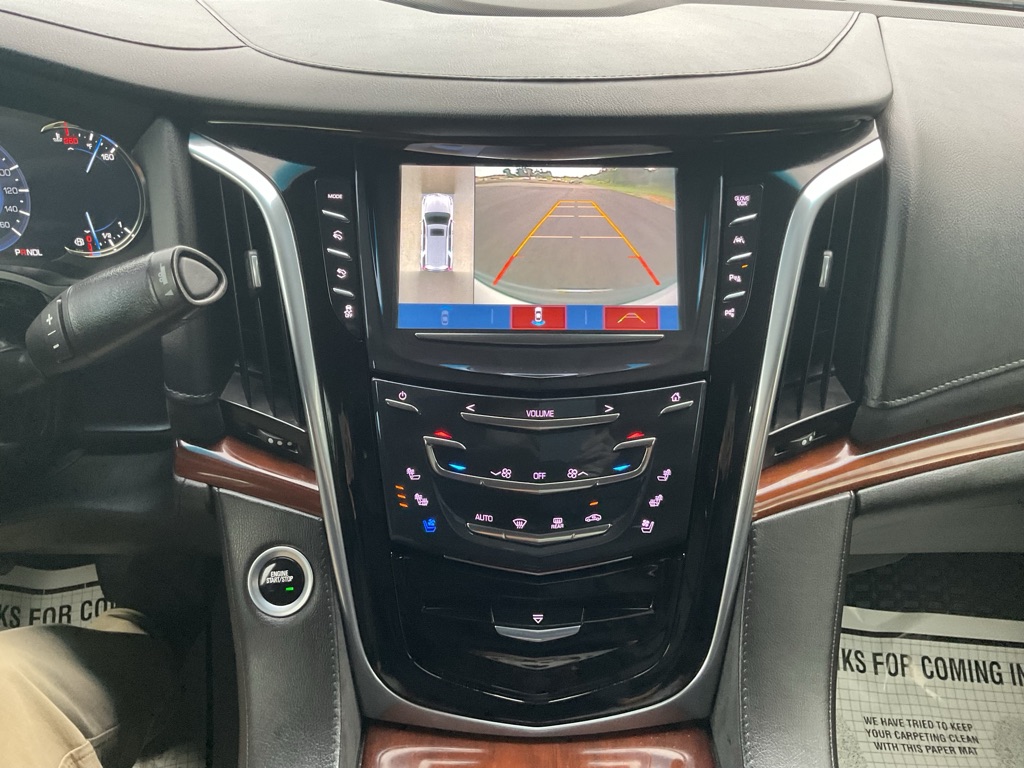 Photo 44 of this CADILLAC ESCALADE