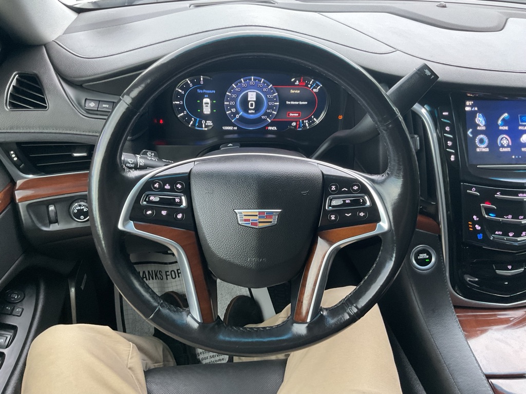Photo 36 of this CADILLAC ESCALADE