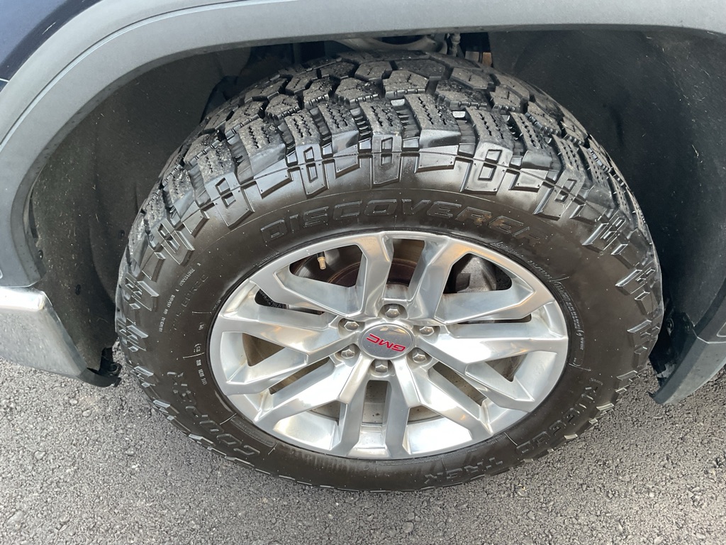 Photo 18 of this GMC SIERRA LIMITED