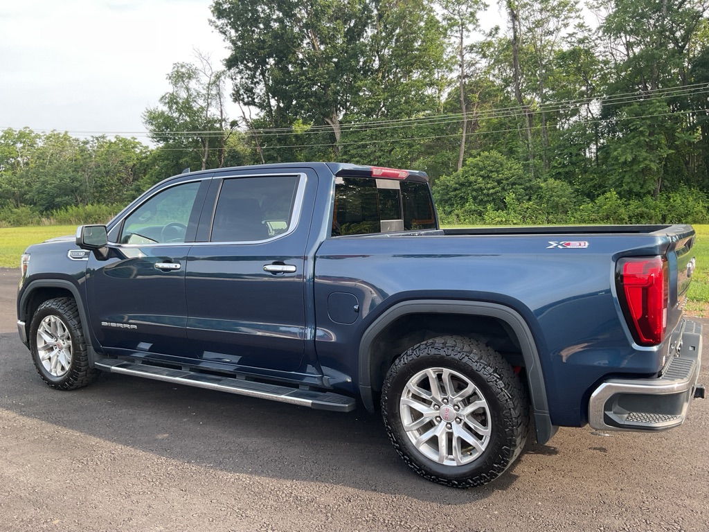 Photo 4 of this GMC SIERRA LIMITED