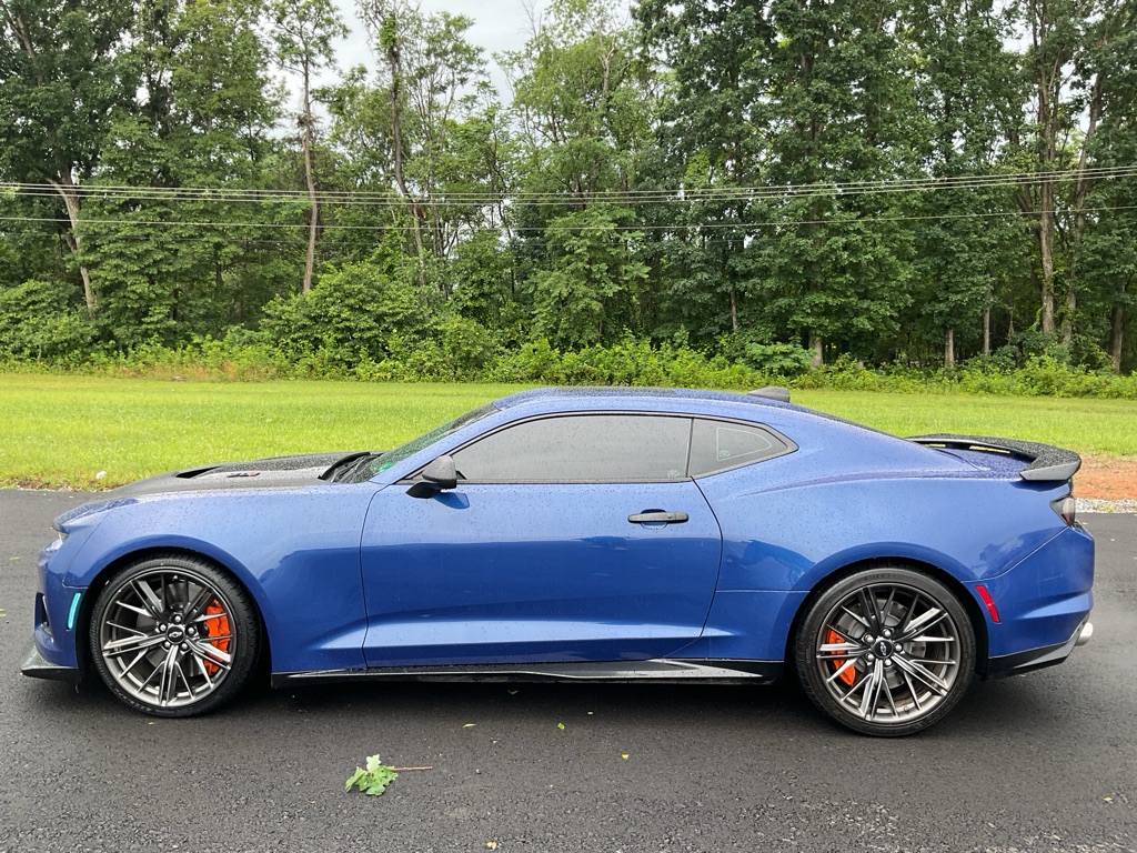 Photo 3 of this CHEVROLET CAMARO