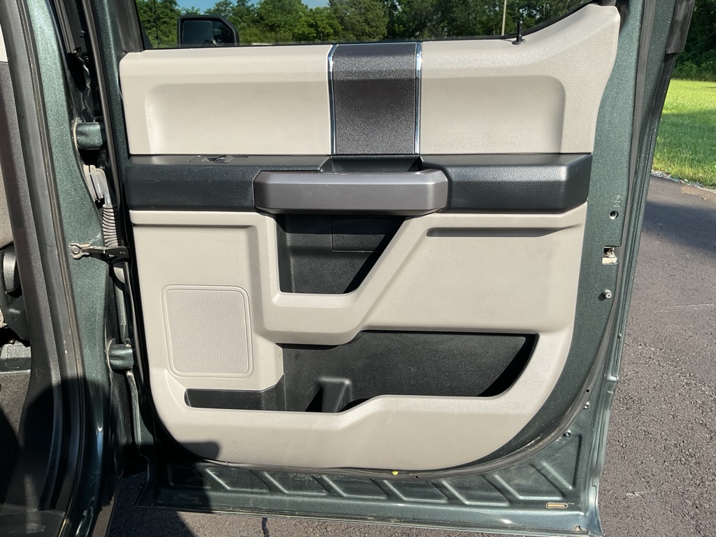 Photo 42 of this FORD F150
