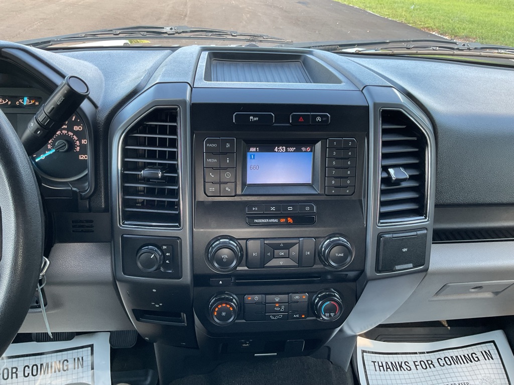 Photo 32 of this FORD F150