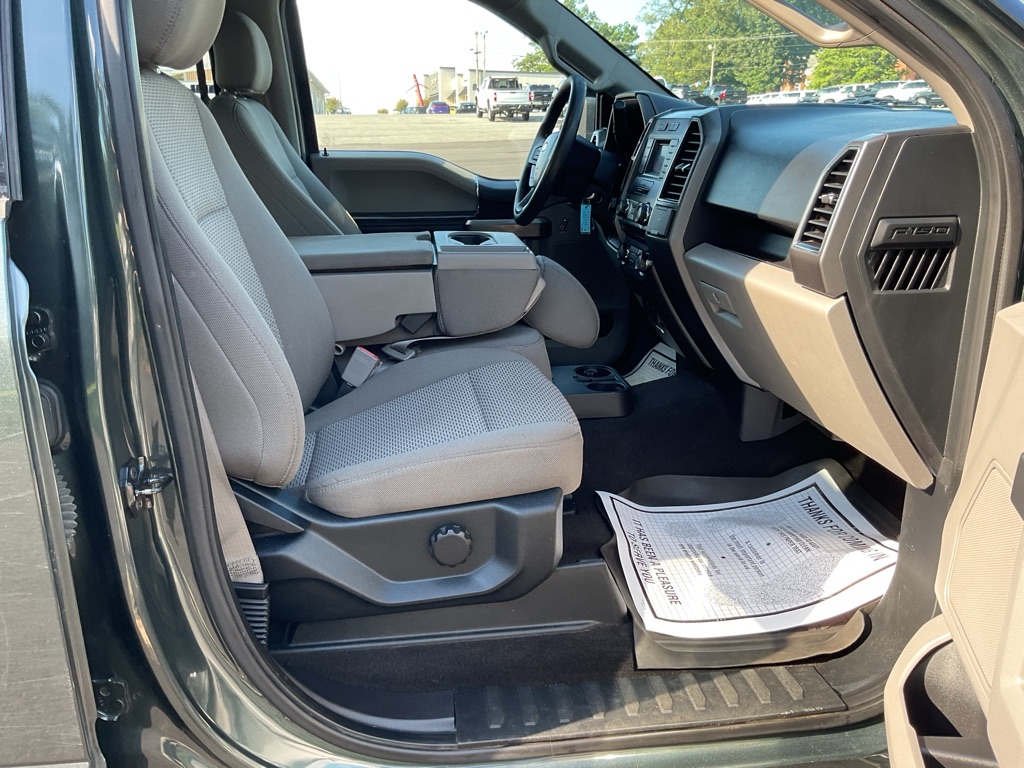 Photo 45 of this FORD F150