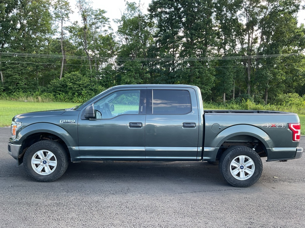 Photo 3 of this FORD F150