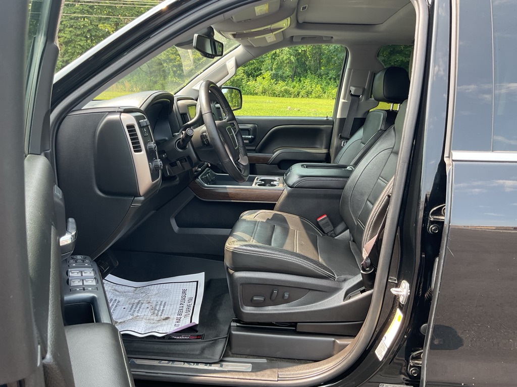 Photo 28 of this GMC SIERRA