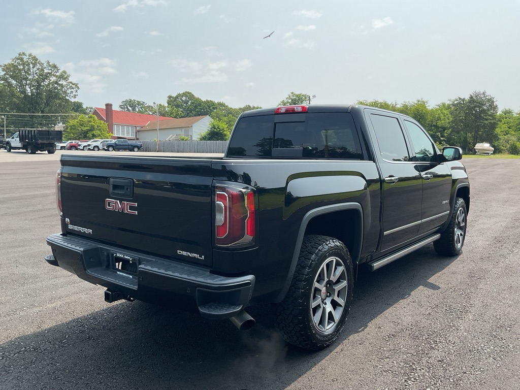 Photo 11 of this GMC SIERRA