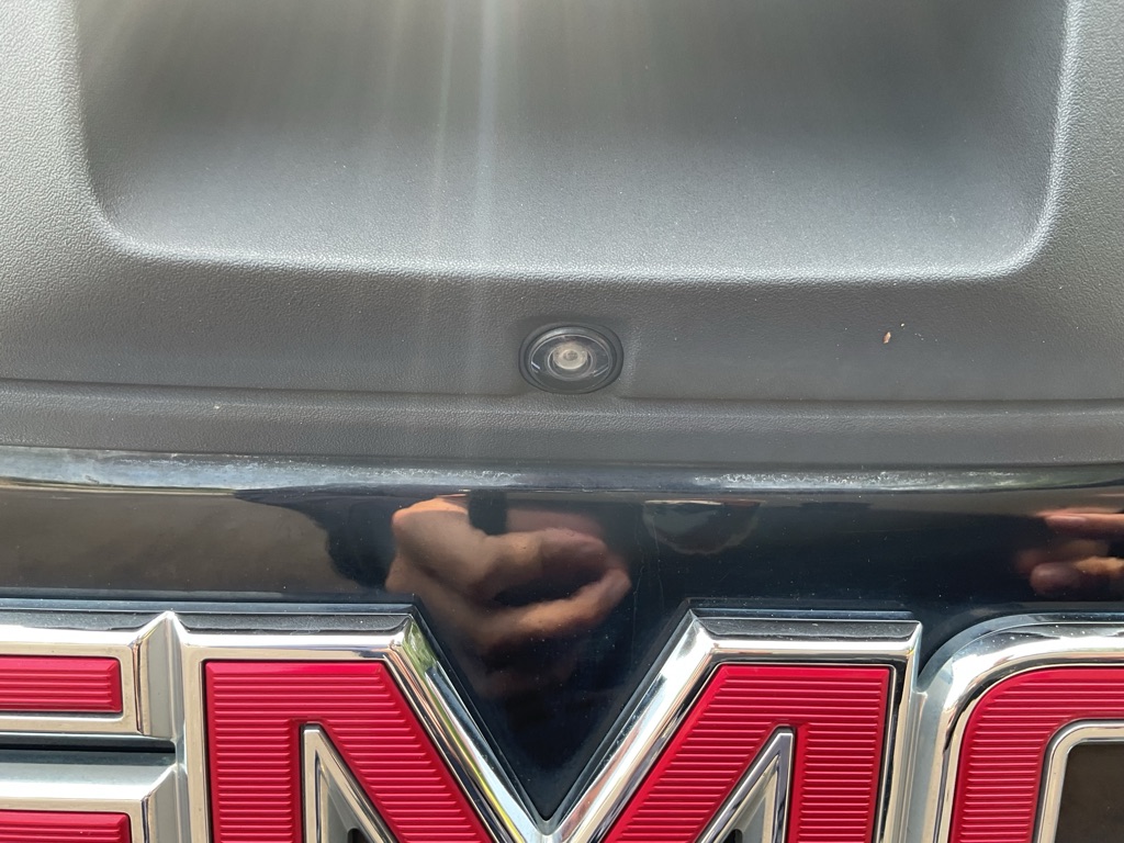 Photo 7 of this GMC SIERRA
